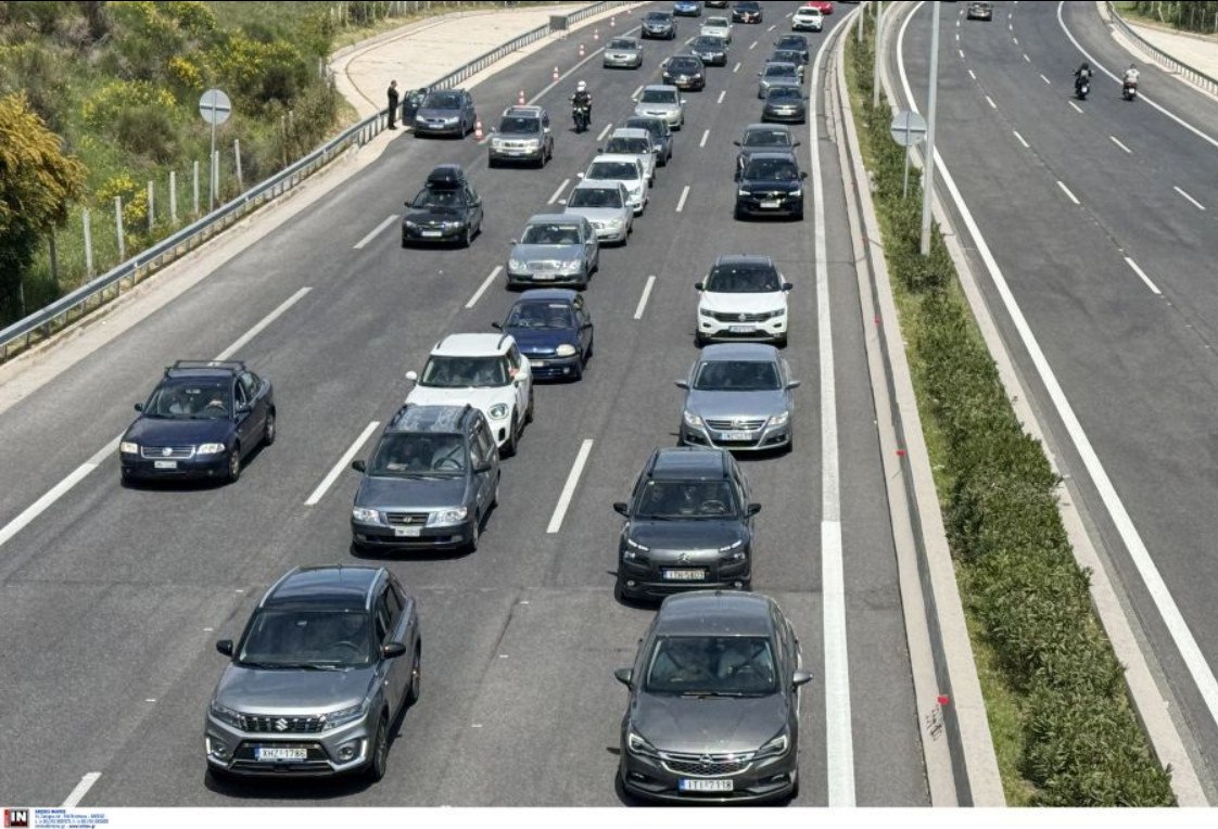 H μεγάλη επιστροφή του Αυγούστου - Μποτιλιάρισμα από τους Αγίους Θεοδώρους μέχρι τη Νέα Πέραμο