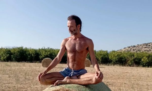 Θανάσης Ευθυμιάδης: Ανακοίνωσε την επιστροφή του στο θέατρο – Σε ποια παράσταση πρωταγωνιστεί