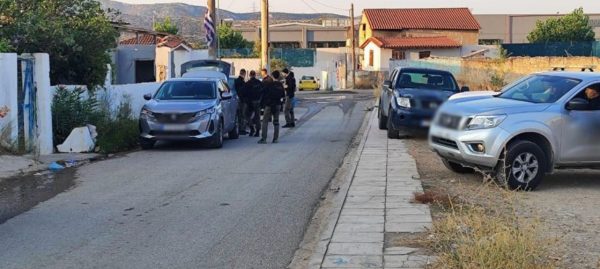 Μεγάλη επιχείρηση της ΕΛΑΣ σε οικισμό του Ασπροπύργου
