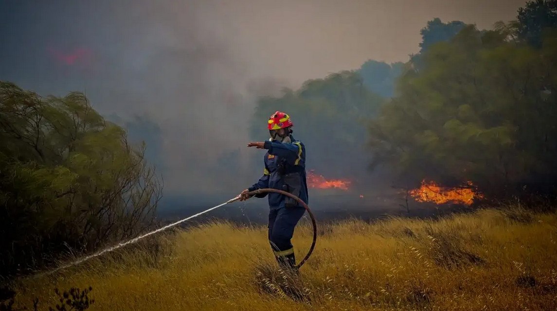 Πυρκαγιά στον Άγιο Κοσμά Γρεβενών - 112 για ετοιμότητα