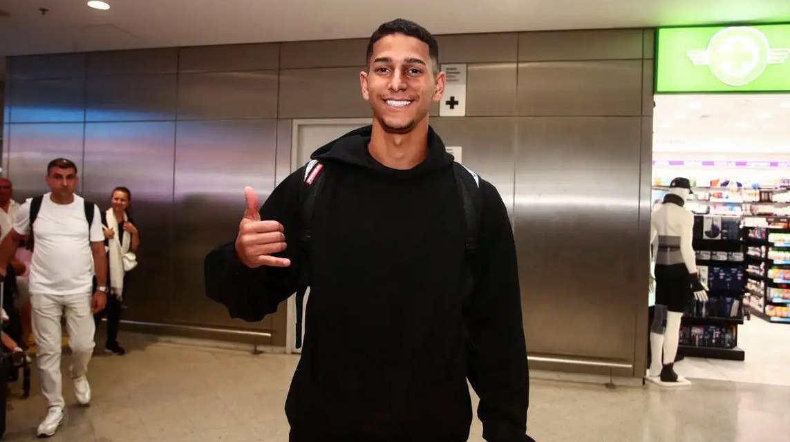 Ο Γκουστάβο Μάντσα στην Ελλάδα για τον Ολυμπιακό