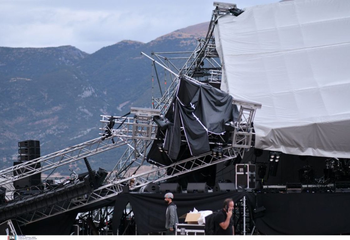 Γιάννενα: Βίντεο από τη στιγμή που καταρρέει η σκηνή πριν τη συναυλία των Βίσση, Ρέμου, Μάστορα