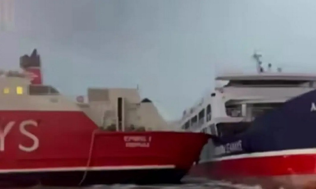 Ηγουμενίτσα: Έσπασαν οι κάβοι και συγκρούστηκαν δυο πλοία στο λιμάνι
