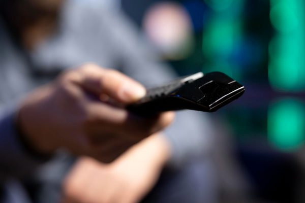 Υπόθεση συνδρομητικής πειρατείας στην Άρτα: Στο μικροσκόπιο 200 πελάτες πρώην διαιτητή της Α’ Εθνικής