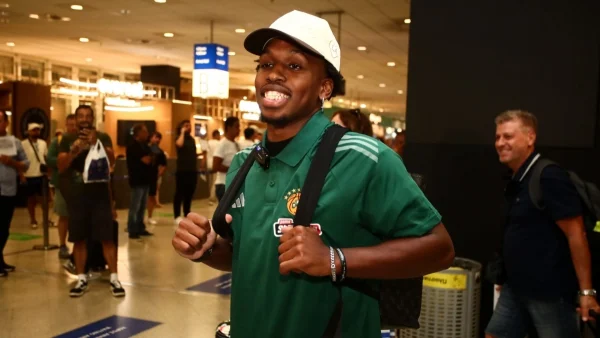 Έφτασε στην Αθήνα ο Τι Τζέι Σορτς για τον Παναθηναϊκό