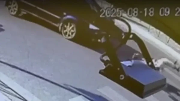 Βίντεο από τροχαίο στα Χανιά στην περιοχή του Πλατανιά – Αυτοκίνητο «πέταξε» πεζό μέτρα μακριά