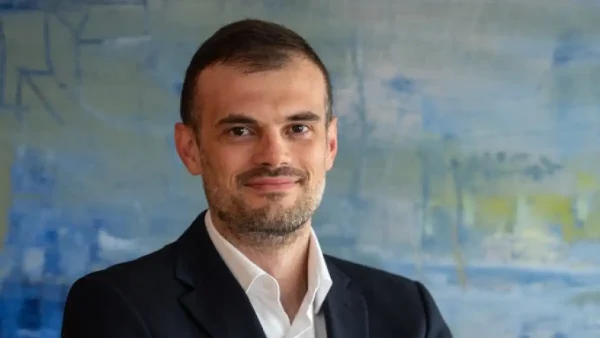 Ο Βασίλης Καρκατζούνης ειδικός γραμματέας Τεχνητής Νοημοσύνης και Διακυβέρνησης Δεδομένων