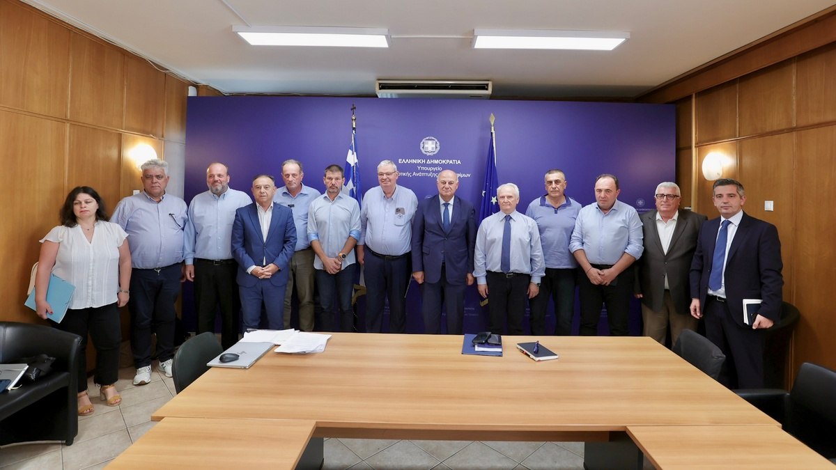 Σύσκεψη Τσιάρα με Περιφερειάρχες για την ευλογιά - Ποιο είναι το σχέδιο των δέκα ημερών που εγκρίθηκε ομόφωνα