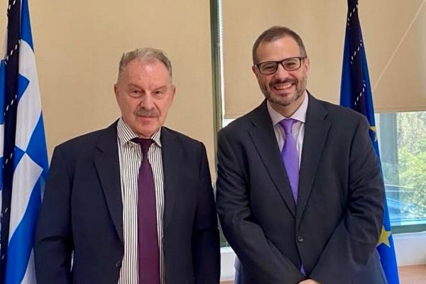 Απανωτές συναντήσεις Κοτρωνιά για την έδρα του ΔΕΔΔΗΕ στη Λαμία - Η πρόταση του