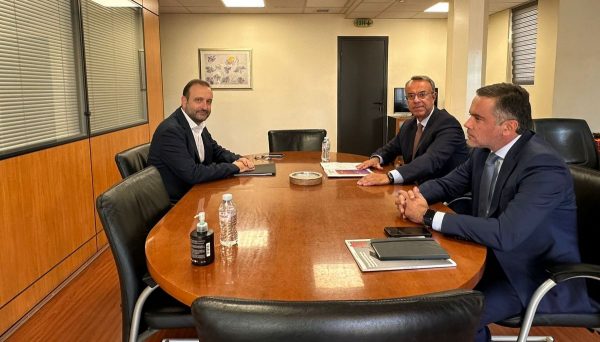 Ο Χρήστος Σταϊκούρας στο Οικονομικό Επιμελητήριο της Ελλάδας