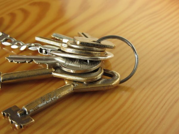 Χάθηκαν κλειδιά στο κέντρο της Λαμίας