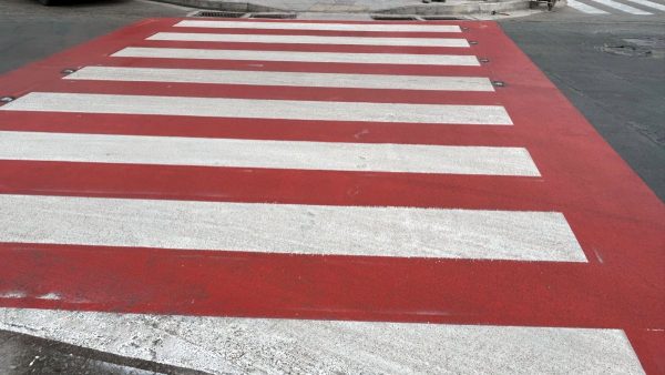 Λαμία: Τμηματικές διακοπές κυκλοφορίας λόγω εργασιών διαγράμμισης διαβάσεων πεζών