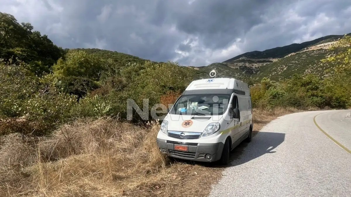 Λάρισα: Οξυγόνο στον εγκλωβισμένο από άνδρες της ΕΜΑΚ