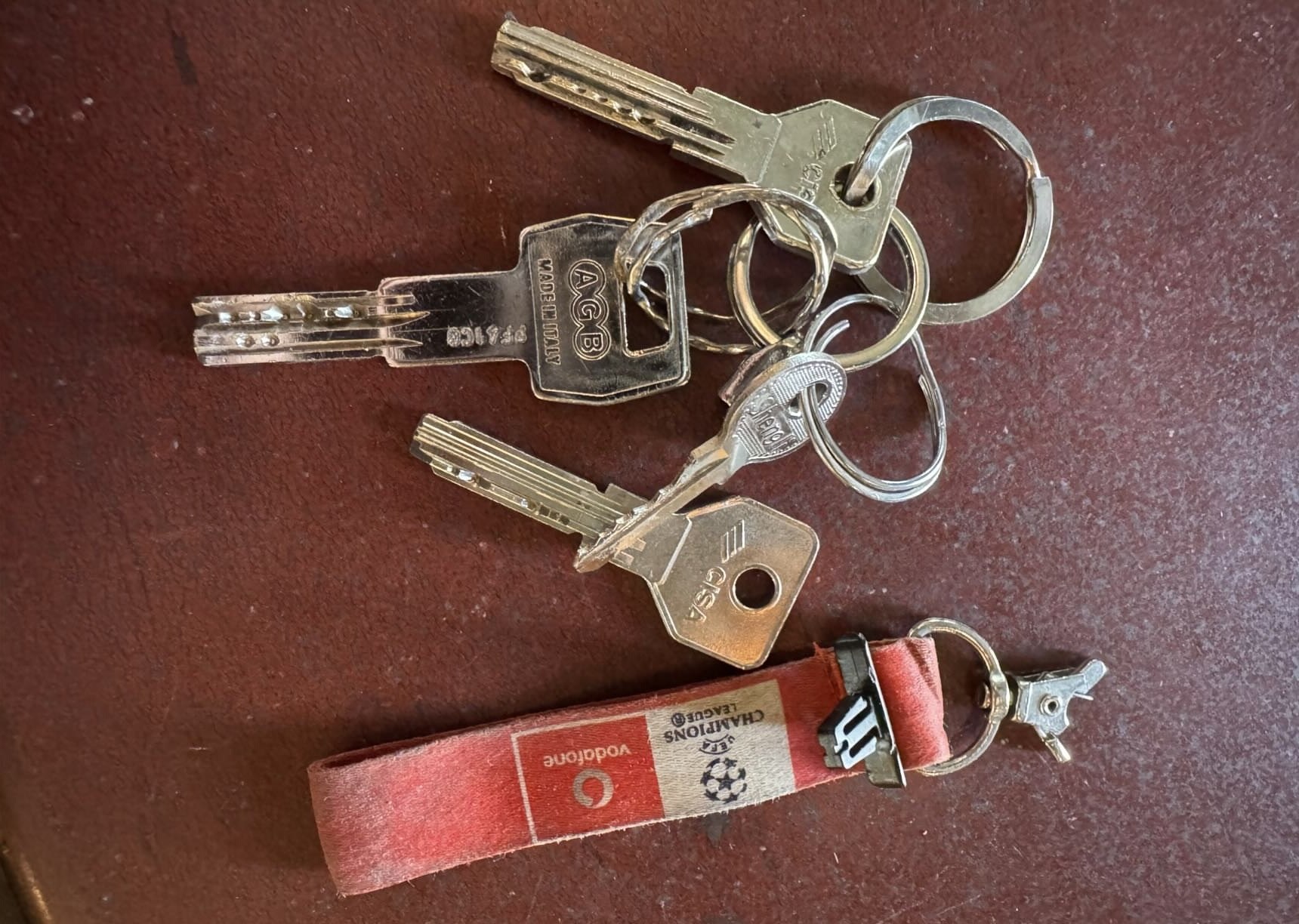 Βρέθηκαν κλειδιά στην οδό Βύρωνος