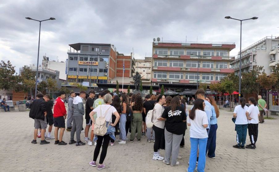 12η Πανελλήνια Ημέρα Σχολικού Αθλητισμού - Περπατώντας στην πόλη μου!