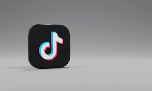 Επιμένει το Πεκίνο για το TikTok: Ελπίζουμε σε ανοικτή και δίκαιη μεταχείριση από τις ΗΠΑ