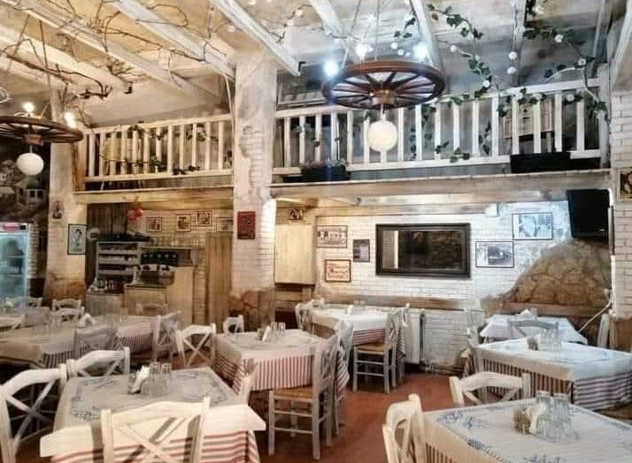 «Σούρτα – Φέρτα»: Το all time classic μεζεδοπωλείο της Λαμίας σας περιμένει με νέο ωράριο λειτουργίας!