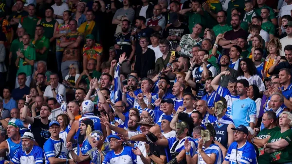 Ελλάδα – Τουρκία: Η μάχη της κερκίδας – Πόσοι Έλληνες και πόσοι Τούρκοι φίλαθλοι θα βρεθούν στη Riga Arena