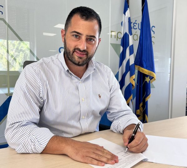 Περιφέρεια Στερεάς Ελλάδας: Εξοπλισμός Σχολών του ΑΕΙ Θεσσαλίας στην Στερεά Ελλάδα