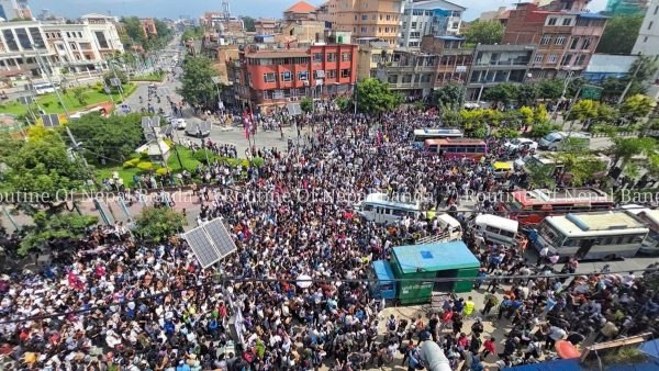 Νεπάλ: 19 νεκροί σε αντικυβερνητικές διαδηλώσεις – Παραιτήθηκε ο υπουργός Εσωτερικών