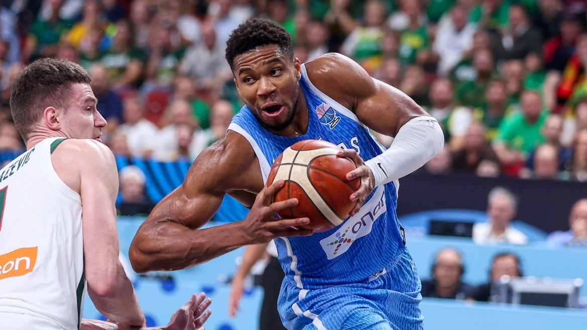 Η Ελλάδα επέστρεψε στους 4 του Eurobasket μετά από 16 χρόνια: Οι σφιγμένες γροθιές του Σπανούλη και το «άλλο ένα» του Αντετοκούνμπο