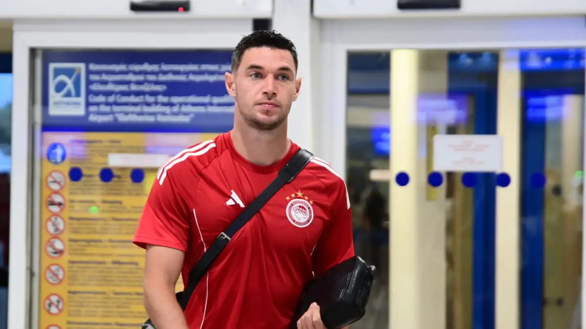 Ολυμπιακός: Ο Ρομάν Γιάρεμτσουκ ταξίδεψε στην Ουκρανία για την αποθεραπεία του