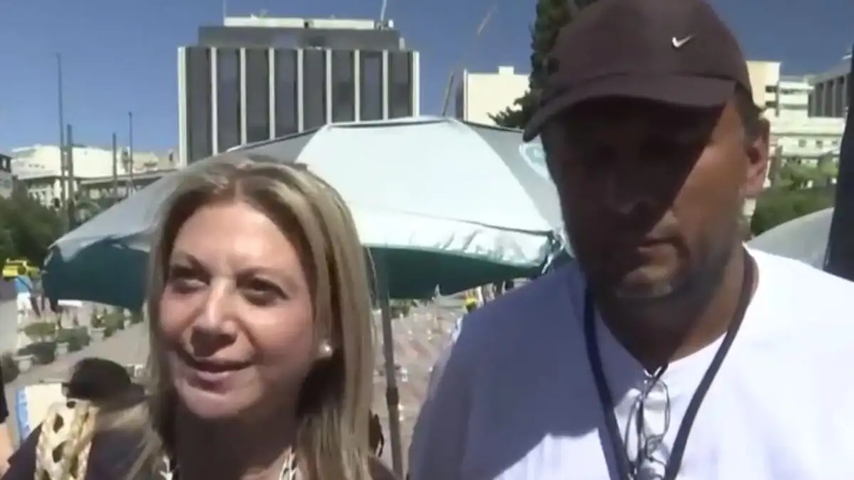 Η Μαρία Καρυστιανού στο πλευρό του Πάνου Ρούτσι στην απεργία πείνας: «Δεν ξέρουμε τι έχουμε θάψει»