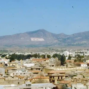 Οργή στην Κύπρο για την απεσταλμένη του ΓΓ του ΟΗΕ: Χαρακτήρισε «τουρκική» πλευρά της Κύπρου τα κατεχόμενα