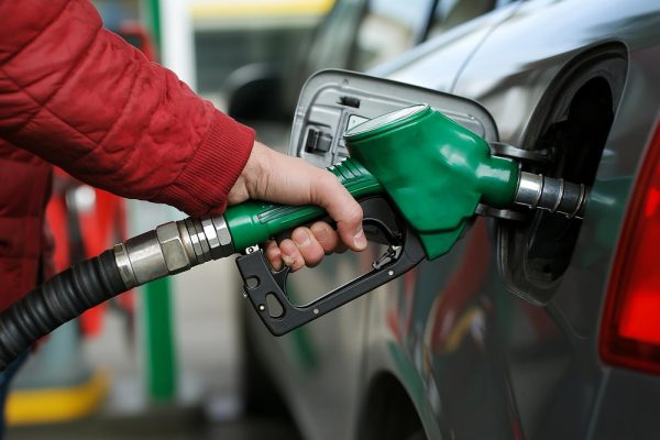 Βενζινάδικο στο Βόλο κατάφερε να βάλει 4,75 λίτρα σε ντεπόζιτο των 4 λίτρων