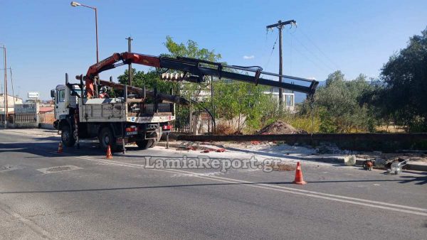 Διακοπή ρεύματος λόγω ετοιμόρροπης κολόνας στη Νέα Μαγνησία Λαμίας