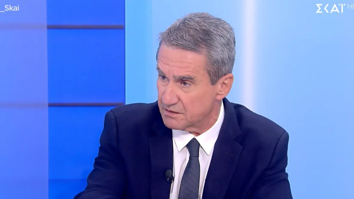 Λοβέρδος: Επιλογή μου να στηρίξω τη σταθερότητα η προσχώρηση στη ΝΔ - Ο Ανδρουλάκης έχει κριθεί επανειλημμένως ότι δεν είναι εναλλακτική λύση