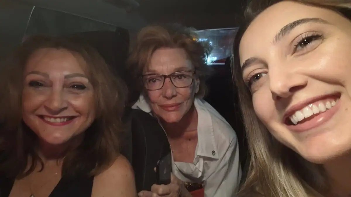 Η Μάρω Κοντού ζήτησε από δύο γυναίκες να την πάρουν στο αυτοκίνητο λόγω της απεργίας των ταξί