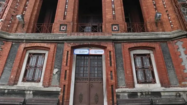 Η Μεγάλη του Γένους Σχολή μετακομίζει σε άλλο κτίριο στην Κωνσταντινούπολη λόγω έργων ενίσχυσης στατικότητας