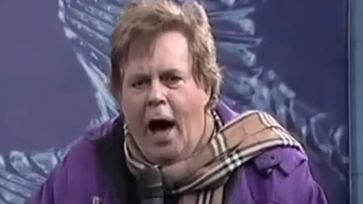 Πέθανε ο «Μίστερ Εθνικά Μπούτια» Γιώργος Σταυρόπουλος – Η cult φιγούρα της τηλεόραση της δεκαετίας του 1990