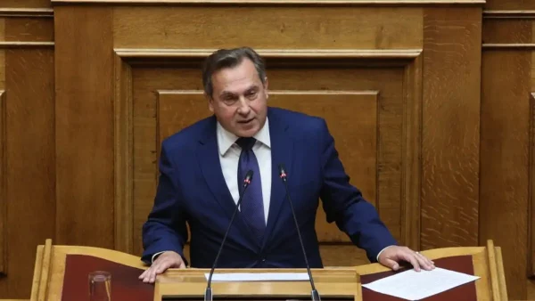 Διεγράφη ο βουλευτής Νίκος Βρεττός από τη «Νίκη» – Με 8 βουλευτές έμεινε το κόμμα