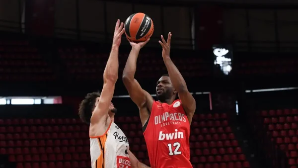 Ολυμπιακός – Προμηθέας 95-67: «Ξεμούδιασμα» για τους ερυθρόλευκους στο ΣΕΦ με επιστροφή του Κίναν Έβανς