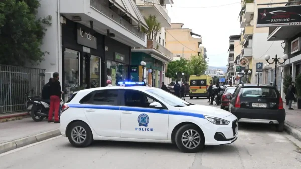 Πάτρα: Αστυνομικός χτύπησε με το αυτοκίνητο και μετά επιτέθηκε με σιδερολοστό στον αδερφό του