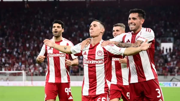 Ολυμπιακός – Πανσερραϊκός 5-0: «Ερυθρόλευκο» πάρτι στην επιστροφή Ποντένσε στο «Γ. Καραϊσκάκης»