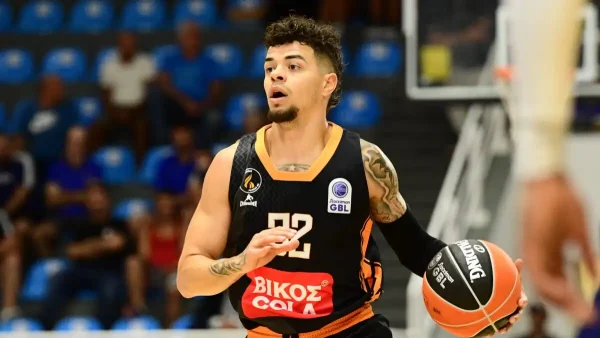 ΑΕΚ – Προμηθέας 70-84: Oι Πατρινοί προκρίθηκαν στον τελικό του Super Cup με 30αρα του Ρομπ Γκρέι