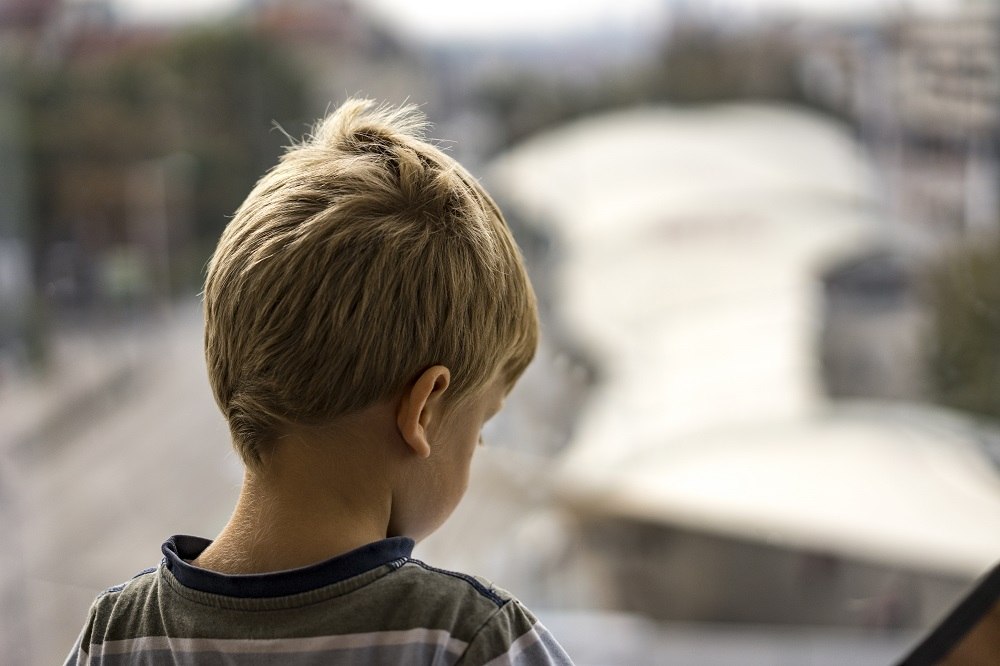 Από τον Βόλο στην Αθήνα η μάχη για την επιμέλεια του 5χρονου - Οι καταγγελίες και τα απειλητικά μηνύματα