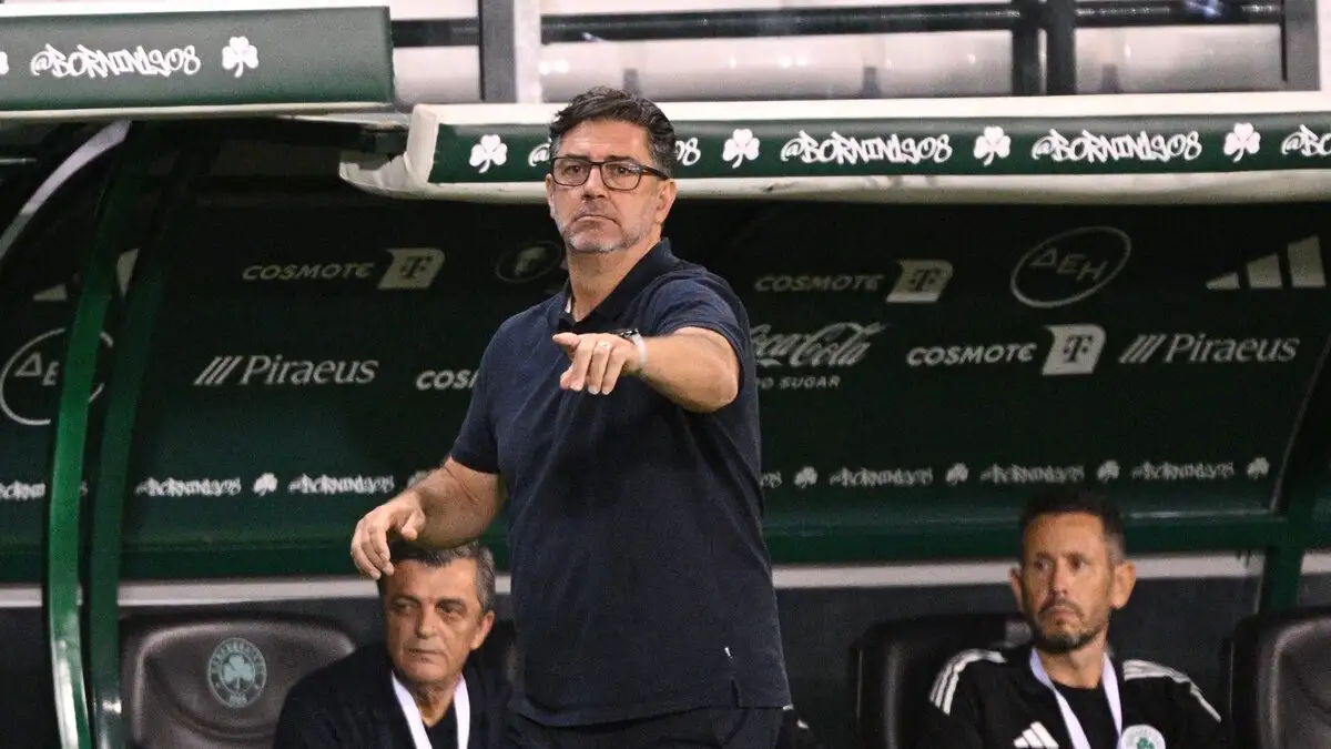 Ο Ρουί Βιτόρια μάζεψε τα πράγματά του και δεν αποχαιρέτησε τους παίκτες του Παναθηναϊκού