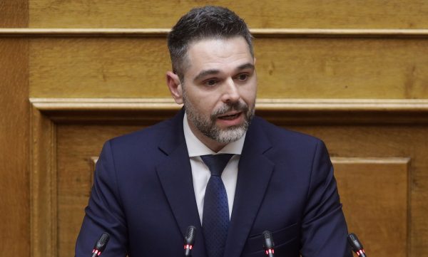 Σαρακιώτης: «Κίνδυνος κατάρρευσης του ΚΠΑ2 Λαμίας χωρίς εργασιακούς συμβούλους»
