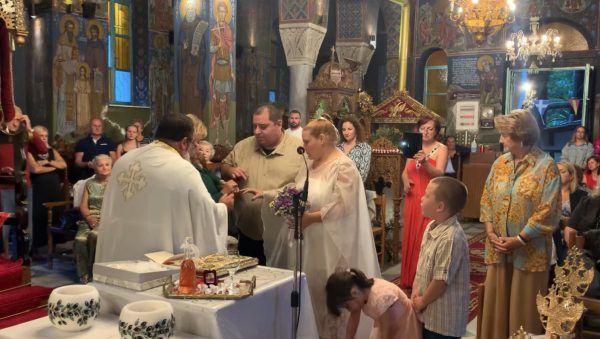 Ο πρώτος γάμος στα Φουρνά μετά από 10 χρόνια -Οι οικογένειες που μετοίκησαν εκεί και έδωσαν και πάλι ζωή