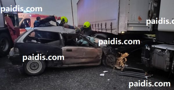 Τραγωδία: Νεκρός 50χρονος σε σοκαριστικό τροχαίο έξω από τη Λάρισα