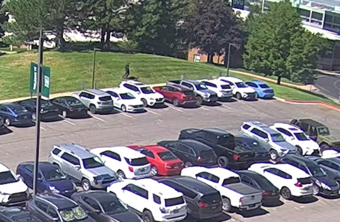 Δολοφονία Τσάρλι Κερκ: Έκκληση στους πολίτες για πληροφορίες ώστε να συλληφθεί ο δράστης