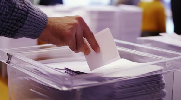 Ξεκίνησαν οι εκλογές για το νέο ΔΣ της ΕΛΜΕ Φθιώτιδας