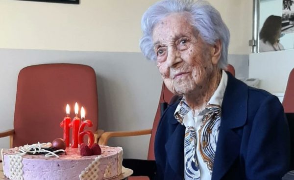 Υπεραιωνόβια «αποκαλύπτει» στους επιστήμονες τα μυστικά της υγιούς μακροζωίας