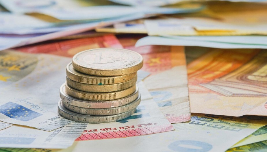 Προϋπολογισμός: Πρωτογενές πλεόνασμα 8,499 δισ. ευρώ στο 8μηνο