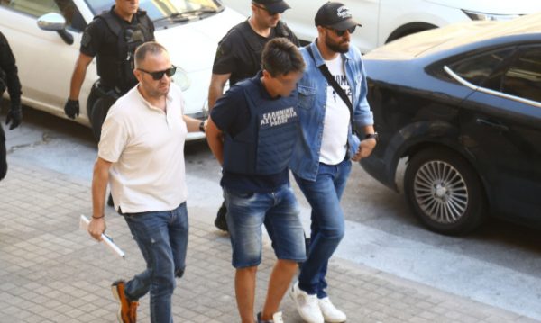 Θεσσαλονίκη: Απολογείται σήμερα ο 50χρονος αδελφοκτόνος – Κηδεύεται η 59χρονη