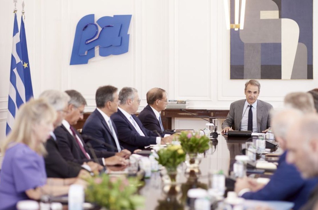 Συνάντηση του Κυρ. Μητσοτάκη με την Ελληνική Ένωση Τραπεζών για το πρόγραμμα «Μαριέττα Γιαννάκου»